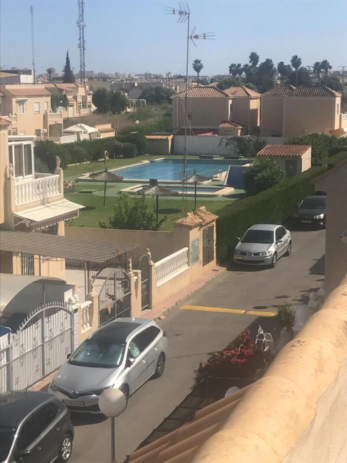 2 Bed Apartment In Paraje Natural Fase 1, Torrevieja Eksteriør billede